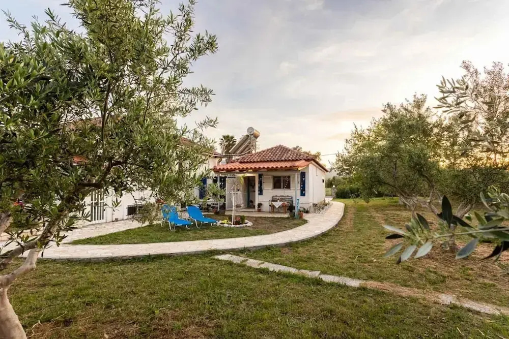 Petalidi Sunny Home One