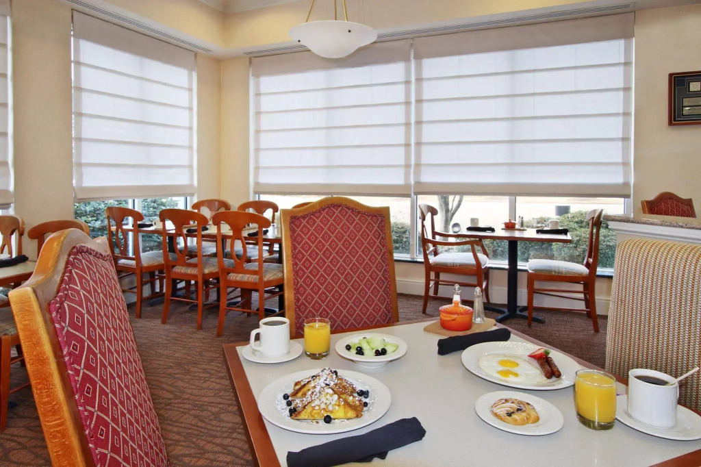 Hilton Garden Inn Chesapeake Greenbrier