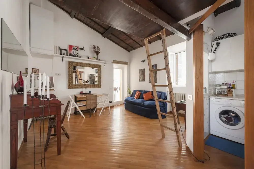 Travel & Stay - Chiavari