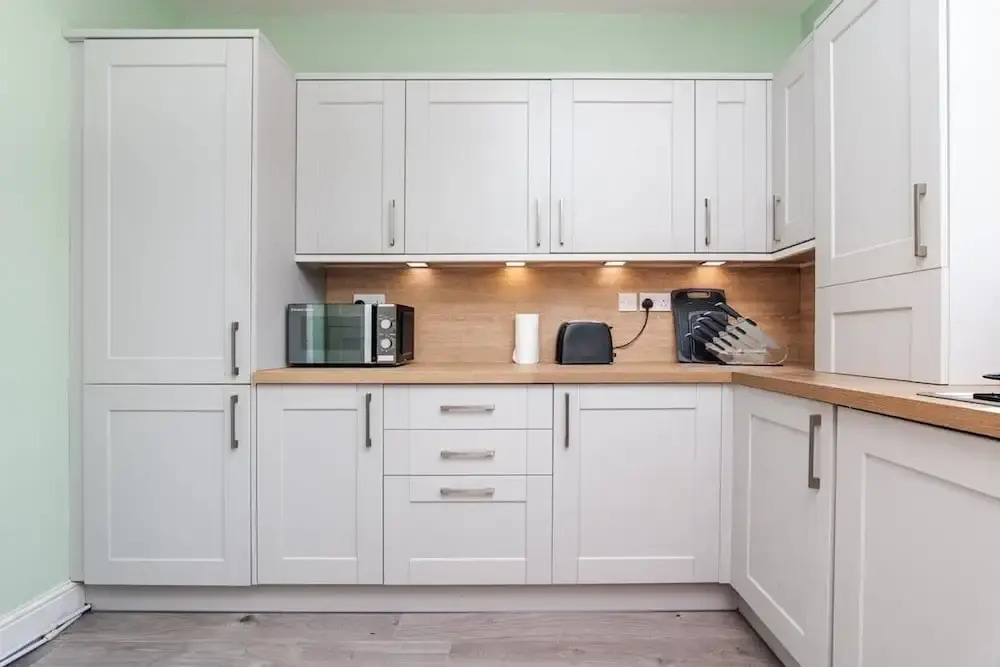 3 Bedroom Flat - Free Parking