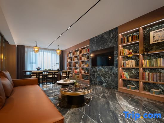 Luxury Hotel ( Linyi Olympic Sports Center )