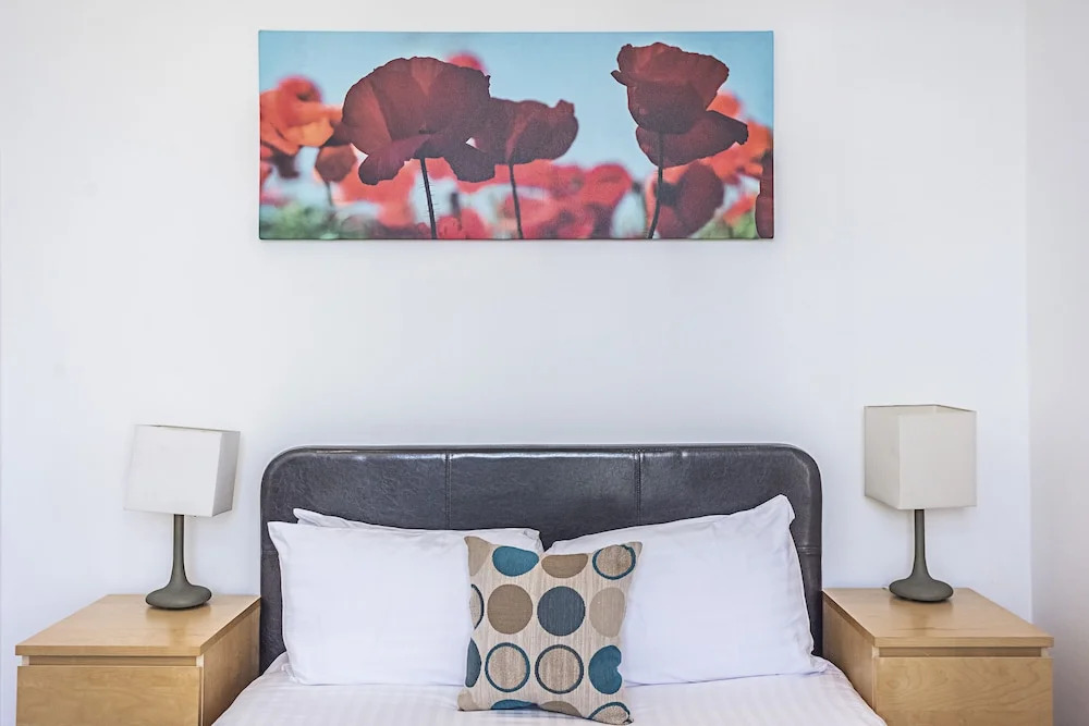 Splendid 3 Bedroom Apartment Kings Cross