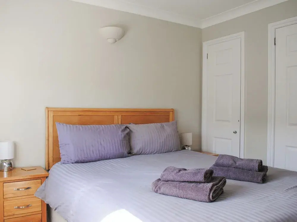 4 West Park Mews
