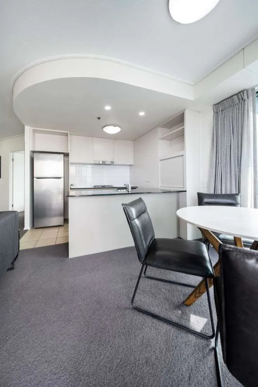 Oaks Brisbane on Felix Suites