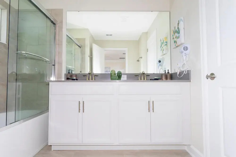 1112 CD - Glam 4BR Townhome, Pool