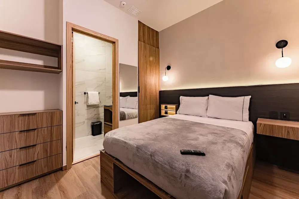 Suites Monterrey by Escajal Rooms