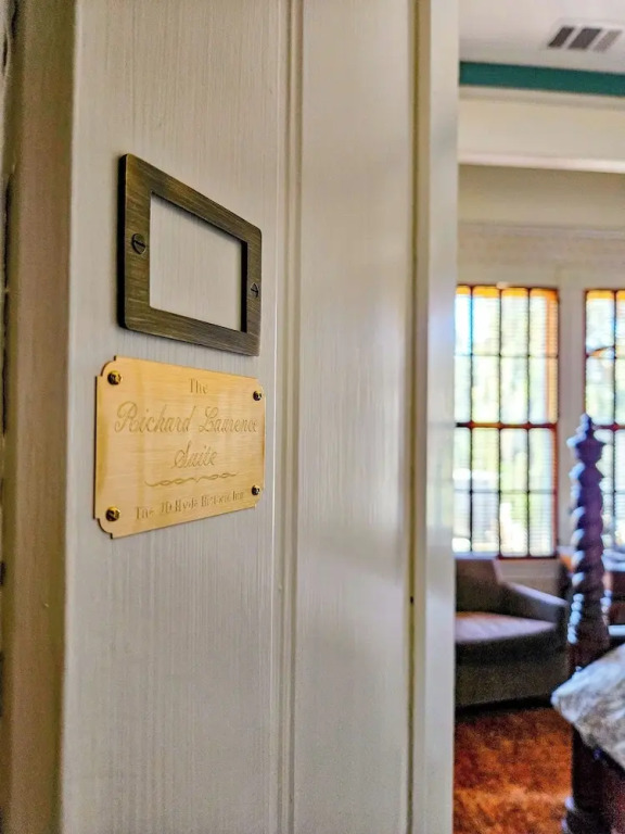 The JD Hyde Historic Inn
