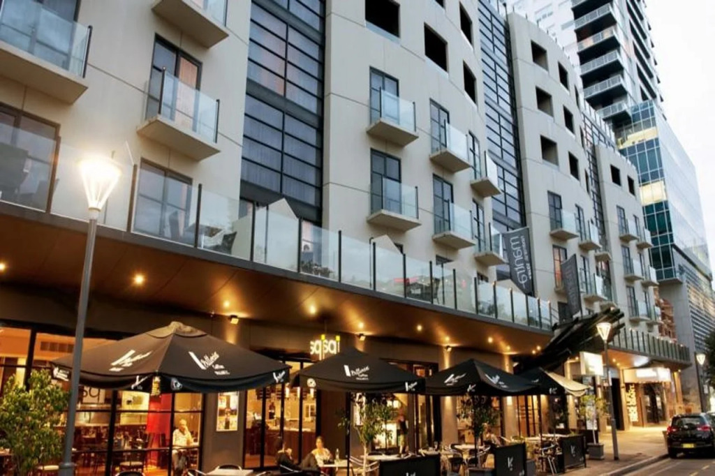 Mantra Hindmarsh Square