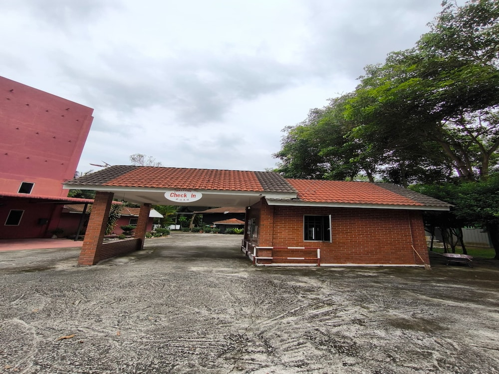 Hotel O Awana Homestay