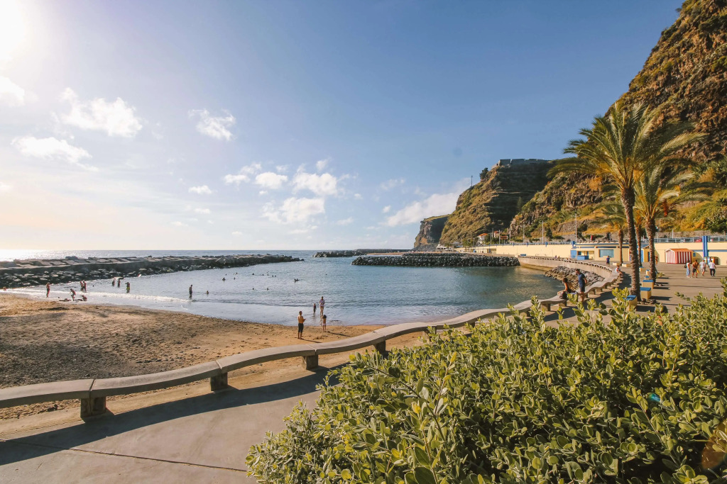 Hotel Calheta Beach