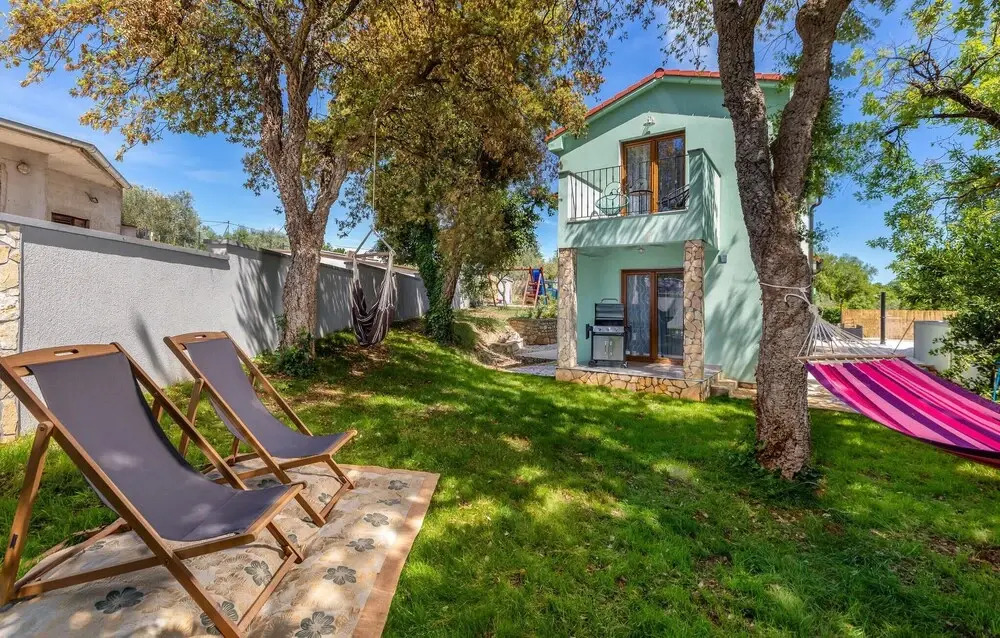 Awesome Home in Pula With Outdoor Swimming Pool, Wifi and 2 Bedrooms