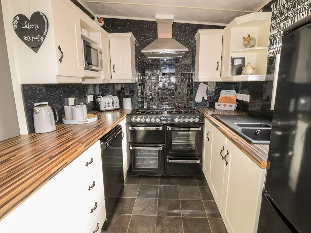Betty's Lodge