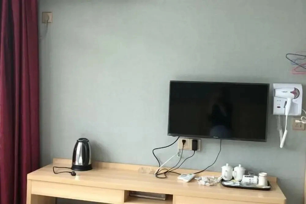 Yijia Express Hotel