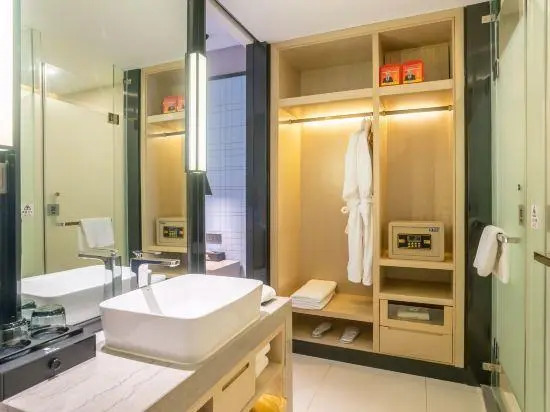 Echarm Hotel (Zhengzhou Conference and Exhibition Center Hongzhuan Road)