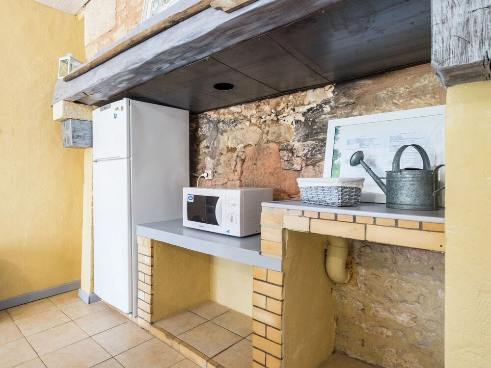 Luxurious Holiday Home with Swimming Pool in Meyrals