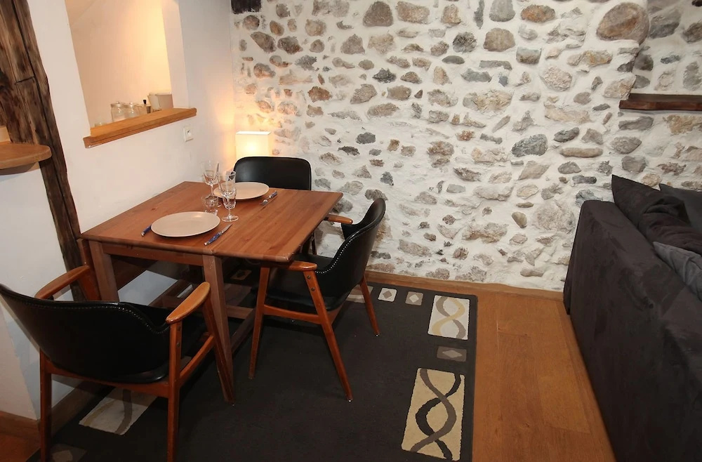 Annecy, Cosy nest in the old town