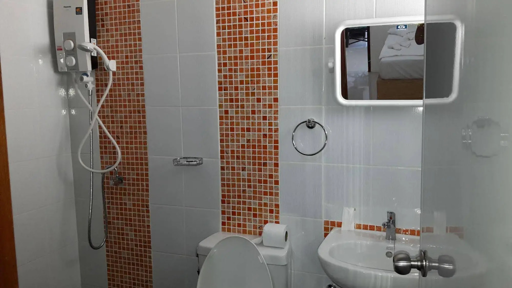 Ruang Thong Residence