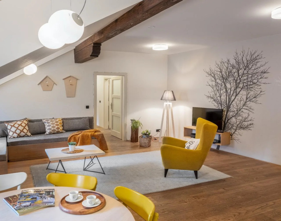4 Trees Apartments by Adrez