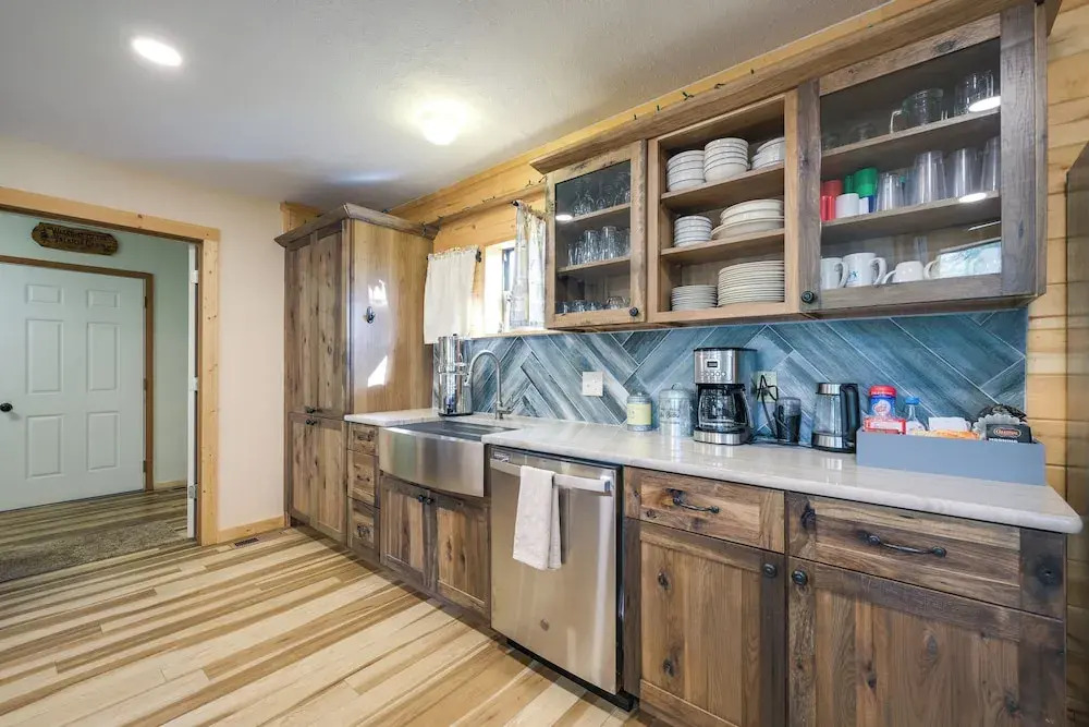 Spacious & Quiet Pagosa Springs Cabin w/ Deck!