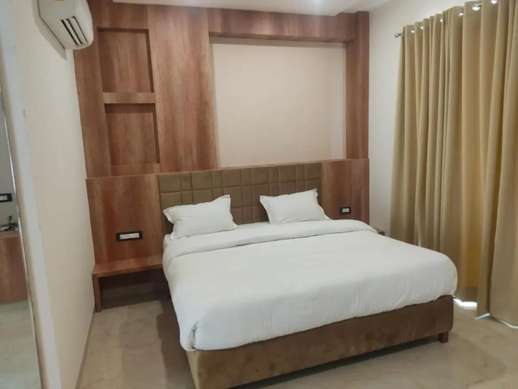 Townhouse The Nawab Hotel and Banquet