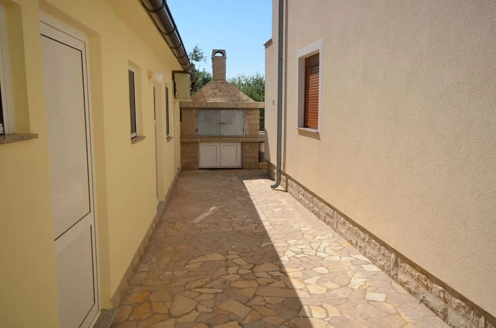 Apartment Rosulje