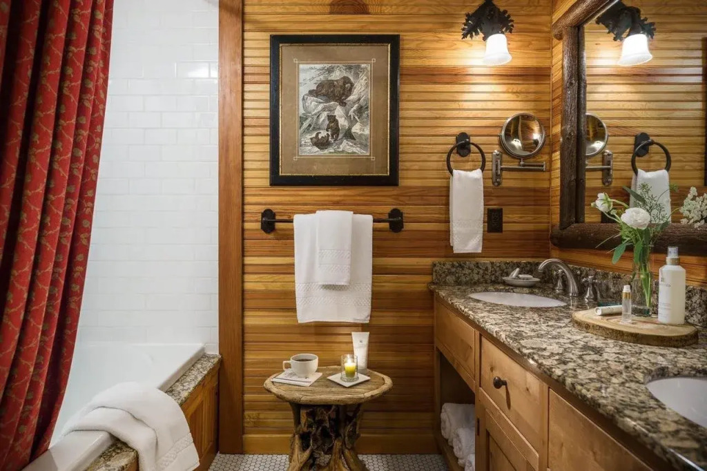 The Whiteface Lodge