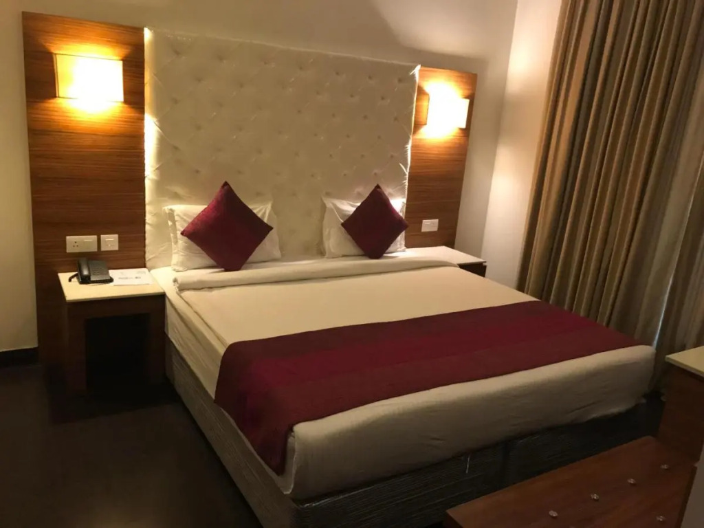 Hotel Ivory 32