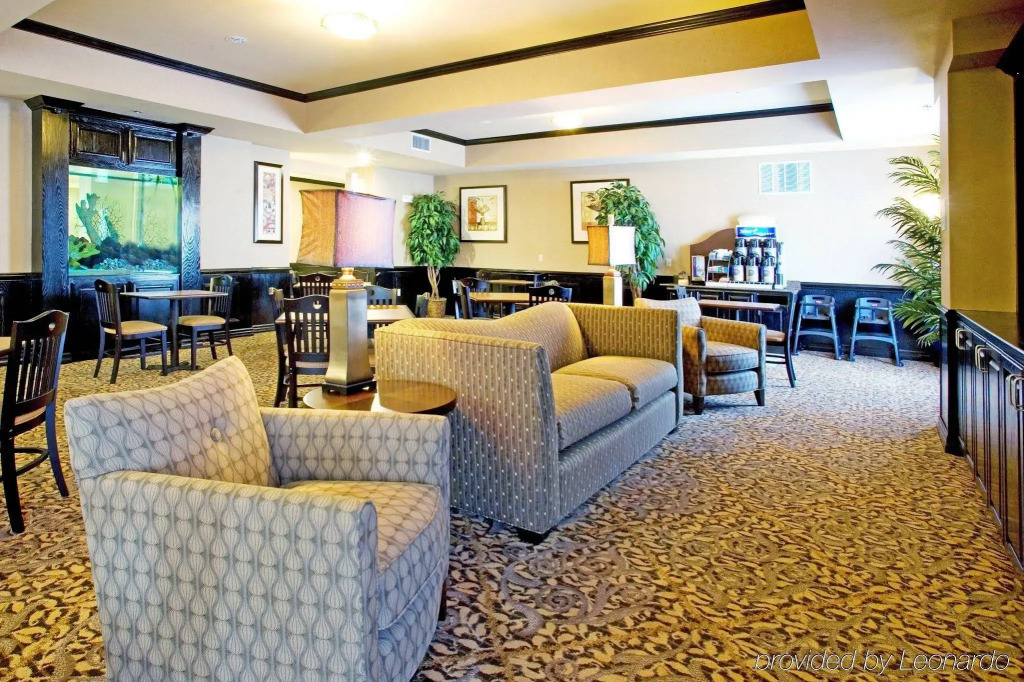 Holiday Inn Express & Suites Corpus Christi by IHG