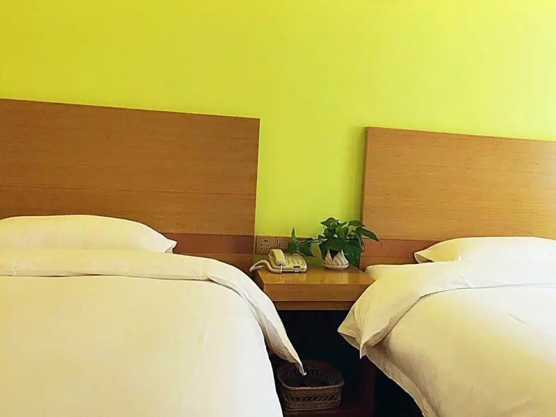 Отель GreenTree Inn Rizhao Donggang Area Haina Shopping Mall Shell Hotel