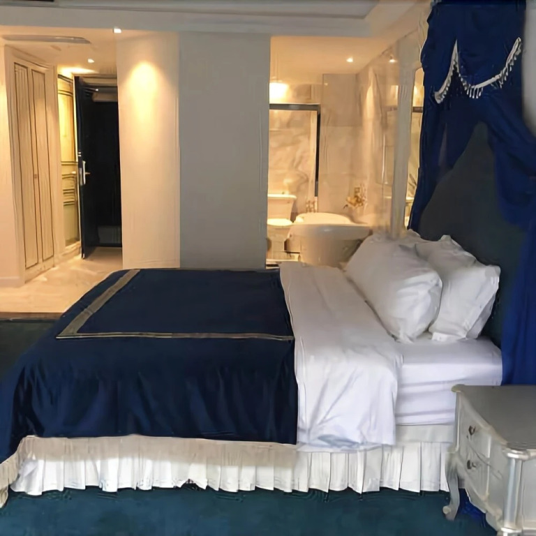 Gene Hotel