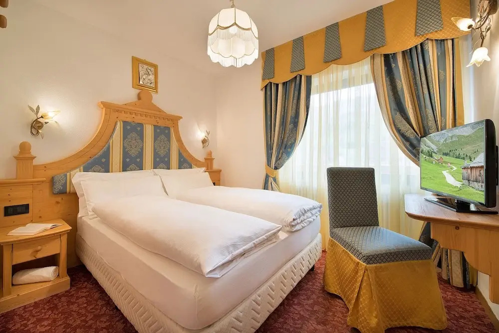Hotel Cristallo