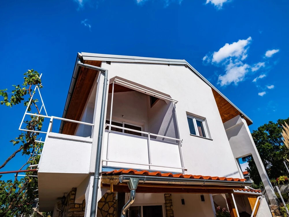Apartments Maialena-modernly Furnished and With Nice Garden