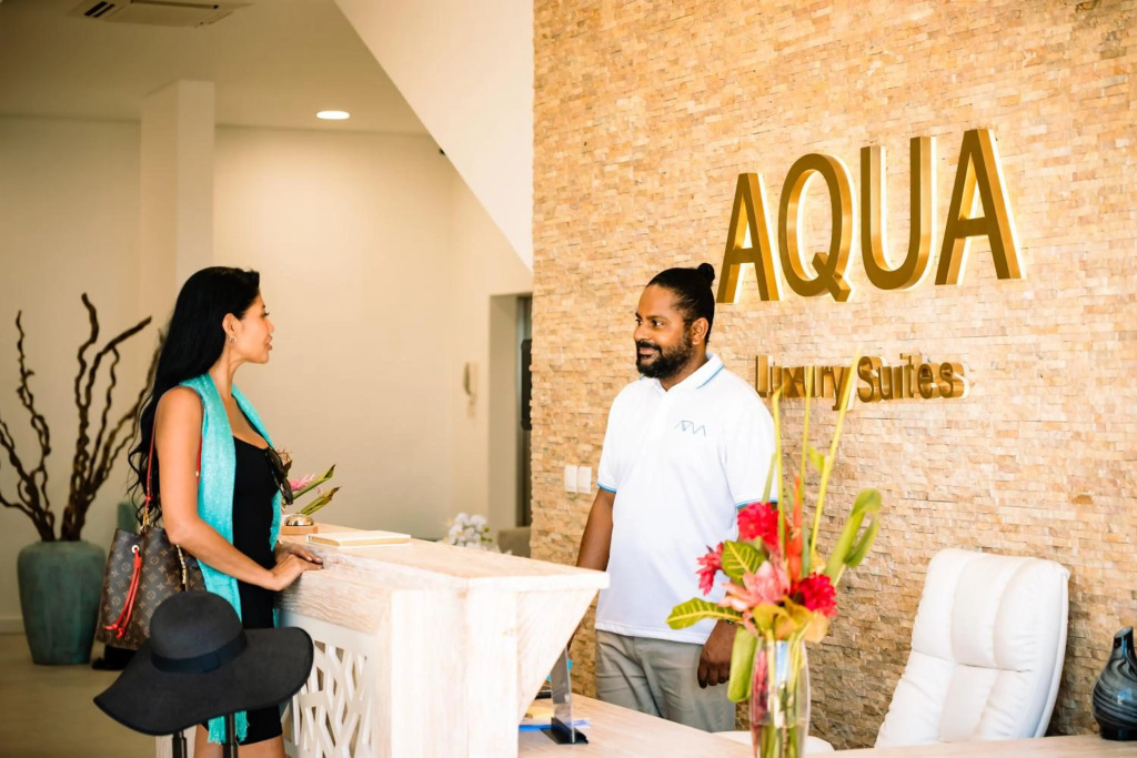 AQUA Boutique Hotel- Secluded Ocean View Suites & Infinity Pool