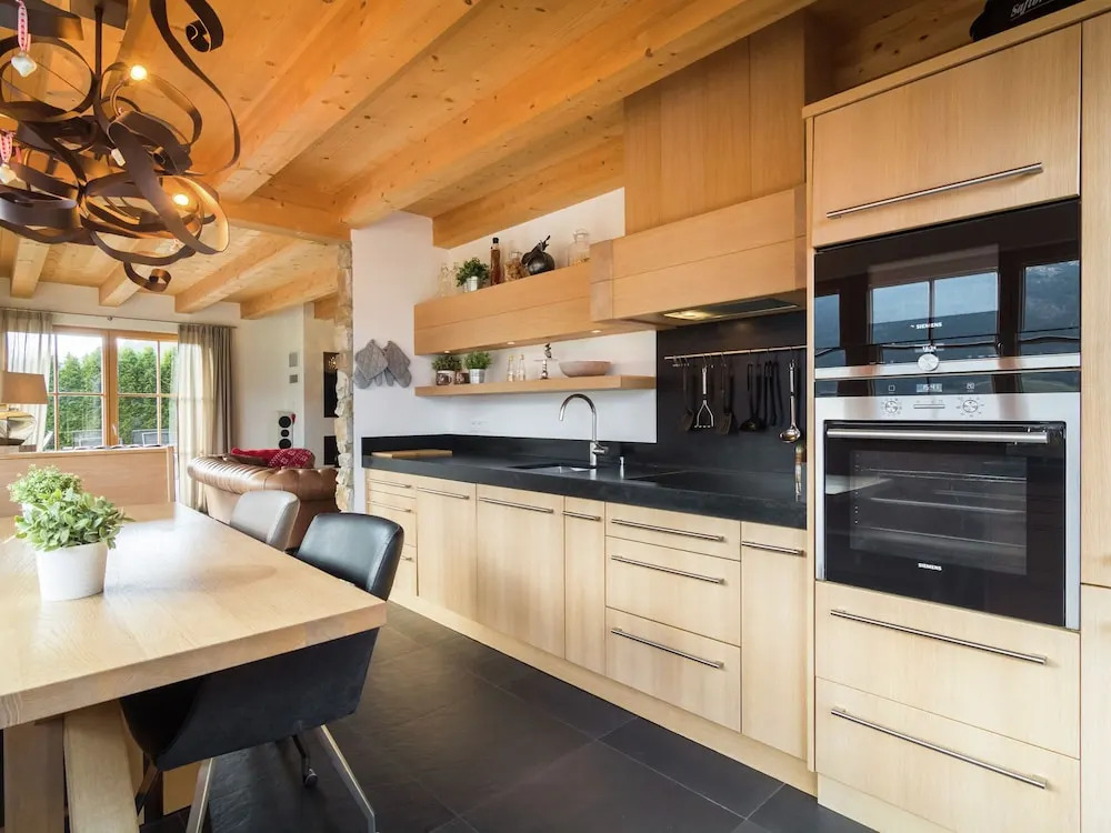 Chalet in Piesendorf with Sauna, Hot Tub, Pool, Whirlpool