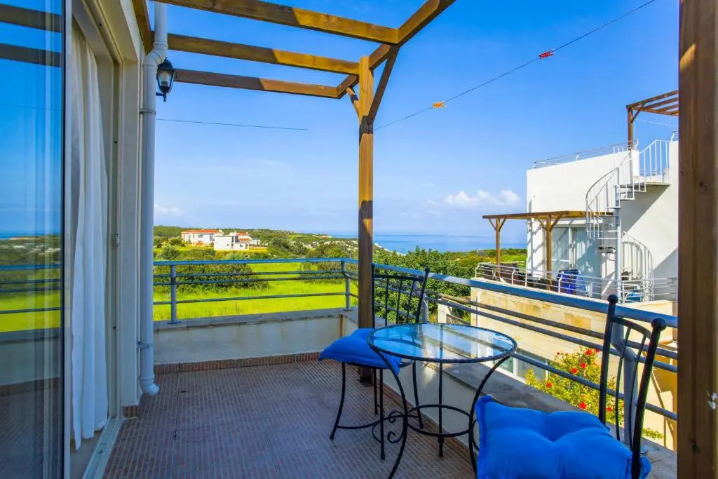 Apartment - penthouse 200 meters from the beach
