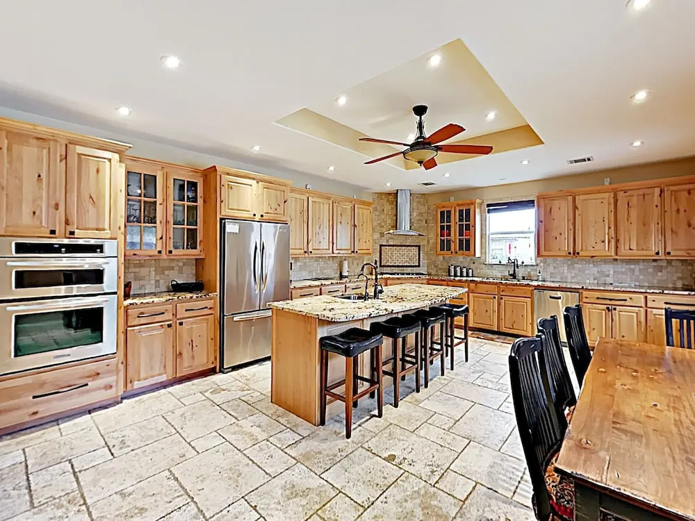 New Listing! Lakefront Beauty W/ Boat Launch 4 Bedroom Home