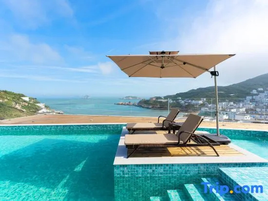 Moon Villa