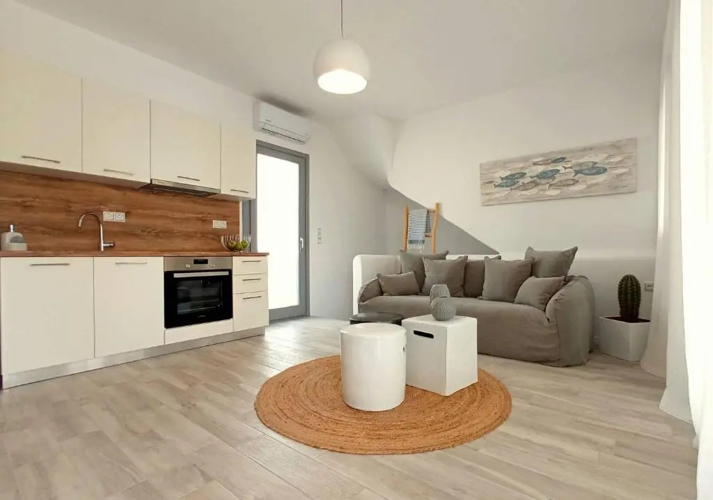 Villa Mila, Agios Prokopios beach, by NaxosVibe