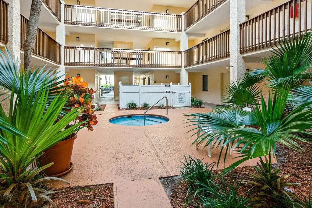 Welcome to paradise unit 2201