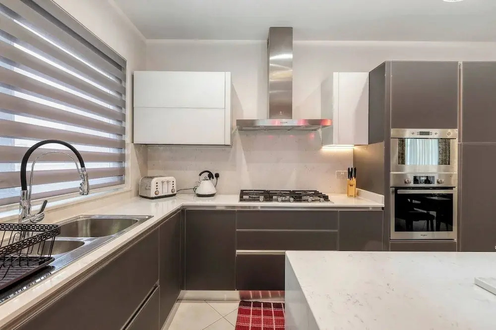 Luxury & Cosy 3 Bedroom Apt in Gzira, Close to Sliema & Stjulians by Walk