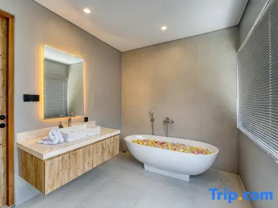 Enzio A3 Elegant 3BR Villa in Vibrant Pererenan