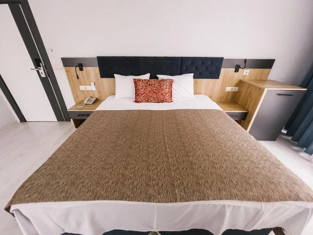 HANN OTEL