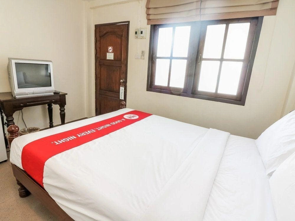 Nida Rooms Moon Muang Sriphum Minimal