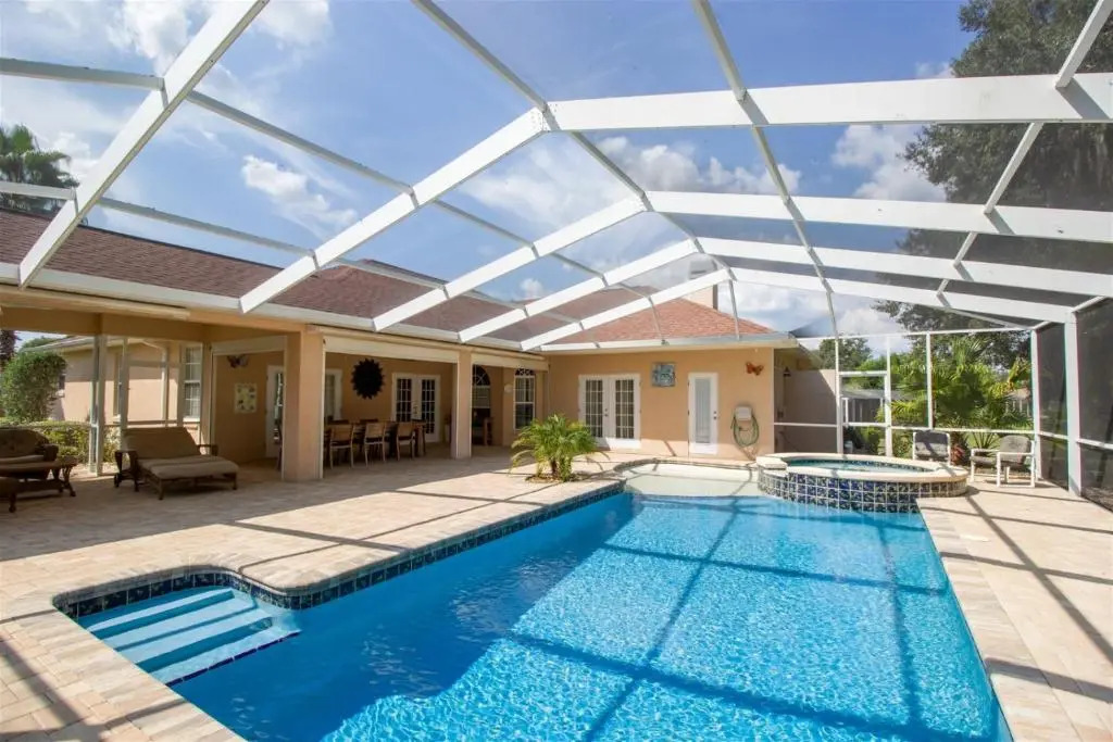 Villa Eagle - Executive - 3 Bedroom
