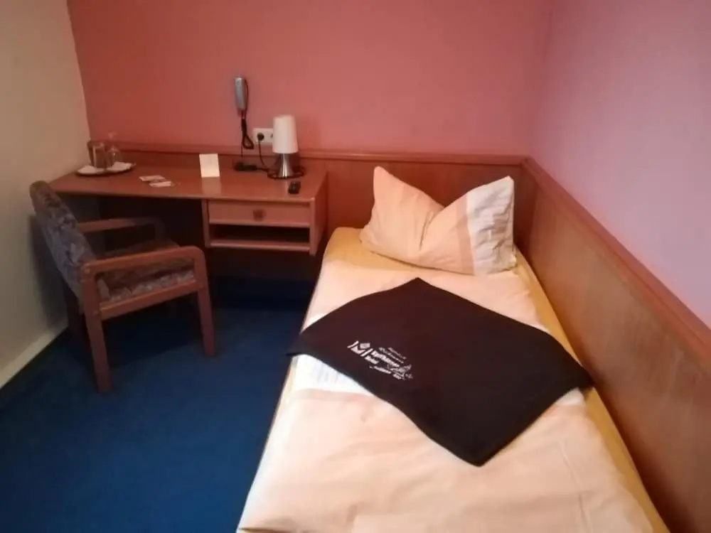Kyffhäuserhotel "Goldene Aue"