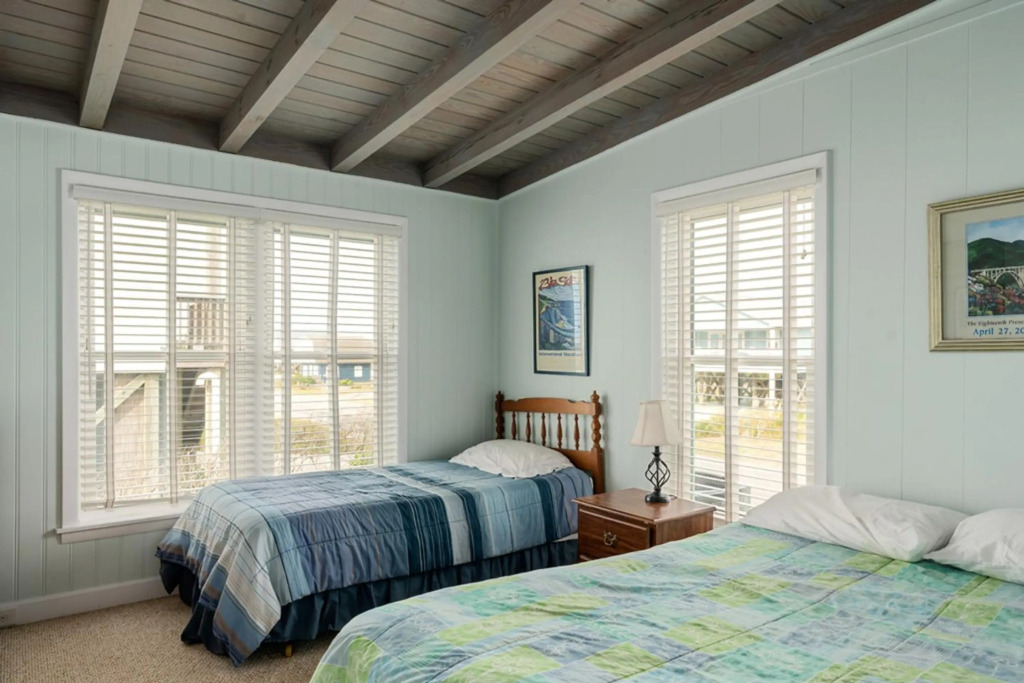 Admirals Quarters by Oak Island Accommodations
