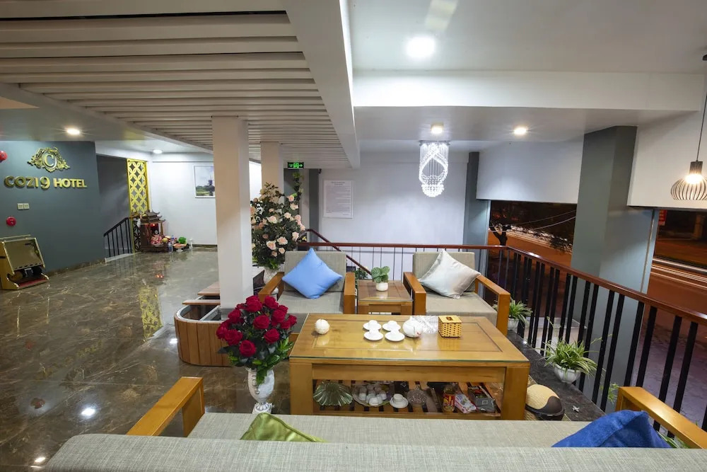 Cozi 9 Hotel