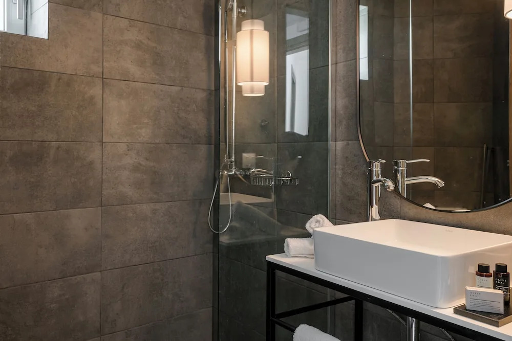 The Rock Suites