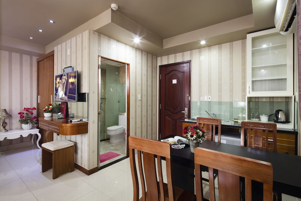 South Saigon Hotel