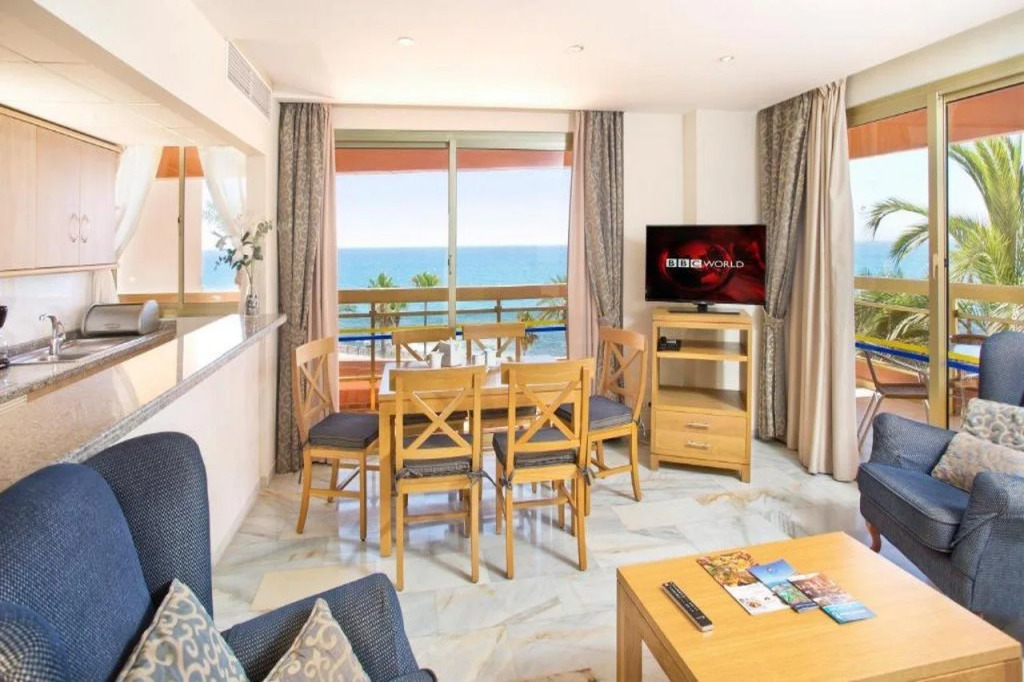 Sunset Beach Club Hotel Apartments